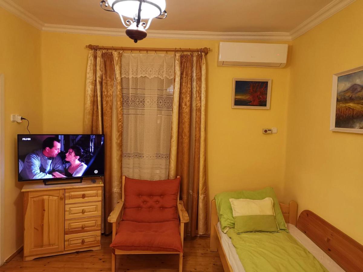 Ferienwohnung Viktor Vendeghaz Tokaj Exterior foto